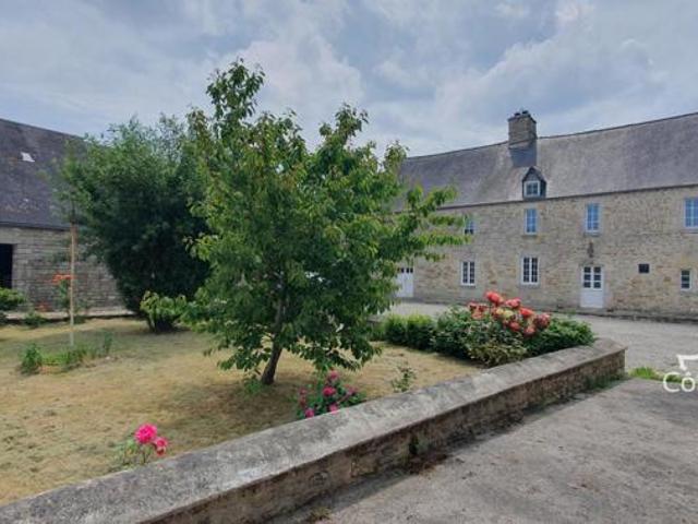 CORPS DE FERME AU COEUR DES MARAIS