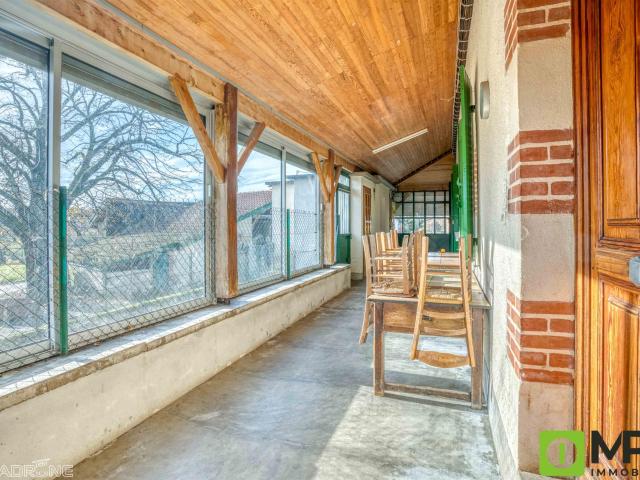 Corps de ferme avec grange, 1 hectare de terrain. 75m² La Sauvetat sur Lède
