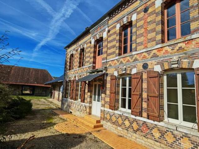 Corps de ferme de caractère Fort potentiel 4 410 m2