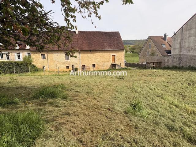 Corps De Ferme En Pierre A Renover – 4 800 m² De Terrain – 2. 103m² Trenal