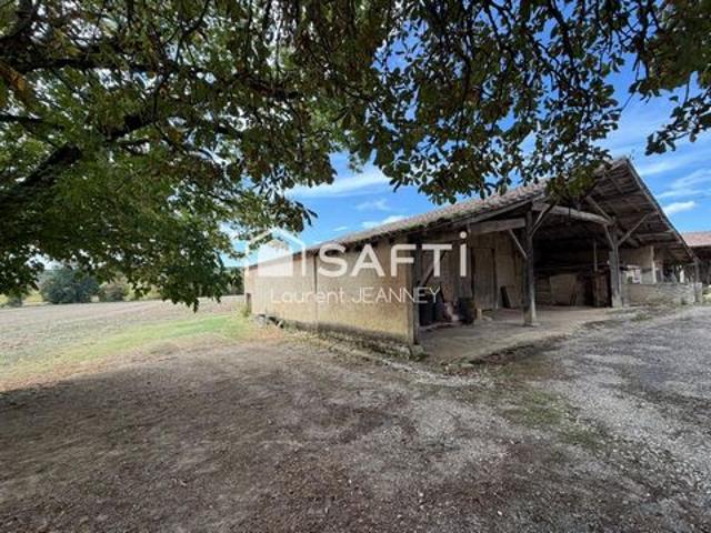 Corps de ferme en pierre à rénover 85 m²et terrain