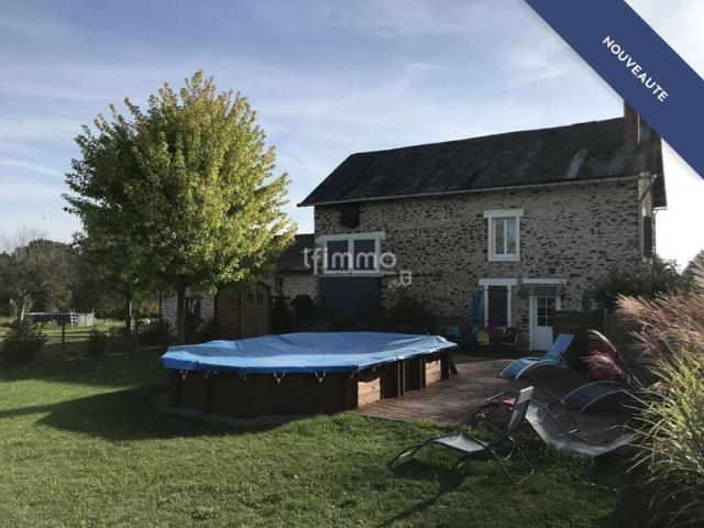 Corps de ferme + gîte 215m2 et 1.5ha