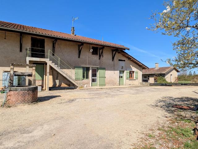 Corps de ferme habitable + fort potentiel d’évolution 143m² Lent