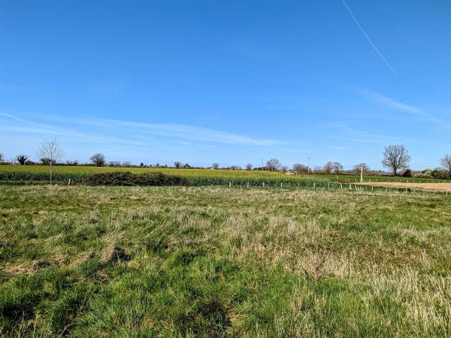 Corps de ferme habitable + fort potentiel d’évolution 143m² Lent