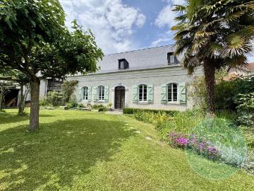 Corps de ferme rénové 271m² Laloubère