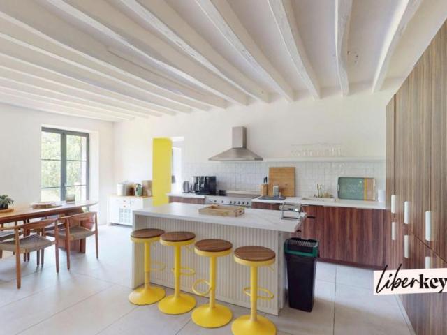 Corps de ferme rénové sans voisins | Terrain de 1 500 m² | À moins d'1 heure de Paris | Fretoy 77320