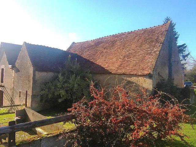 Corps de ferme sur presque 4 hectares dans la campagne normande