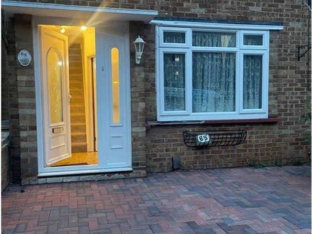Corran Way, South Ockendon RM15, 2 bed terraced house to rent, £1,550 pcm | PrimeLocation