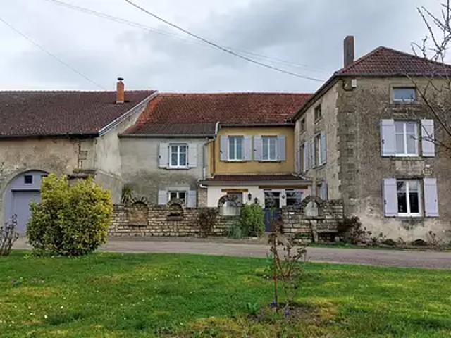 Corre 70500 Achat / Vente maison 7 pièces t7 jardin terrasse