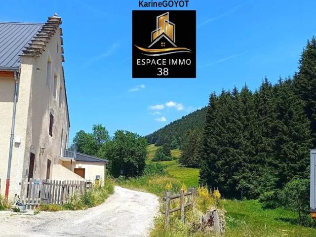 Corrençon en Vercors: Bel appartement T3 duplex,avec jardin et cave