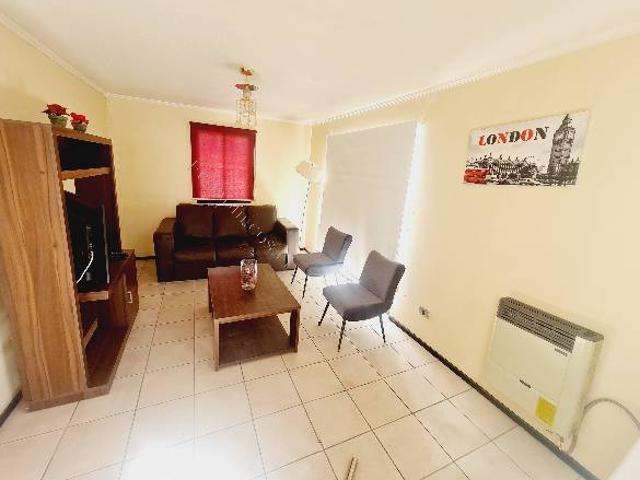 Corredora arrienda casa amoblada 7 personas