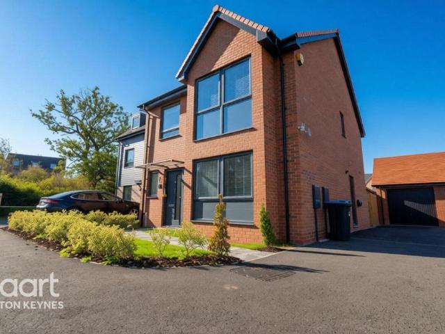 Corriedale, Whitehouse Park 4 bed detached house to rent £2,500 pcm £577 pw