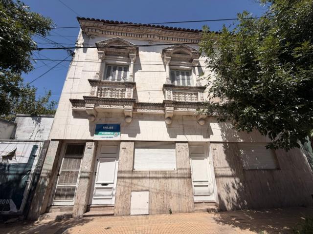 Corrientes 3300, Centro