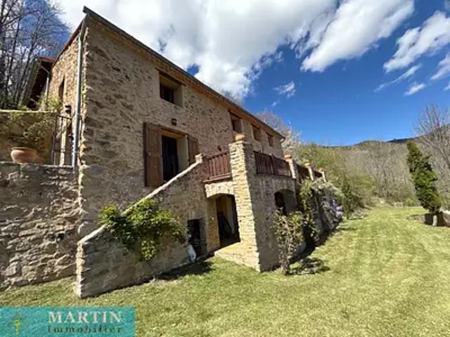 Corsavy 66150 Achat / Vente maison 7 pièces t7 jardin terrasse