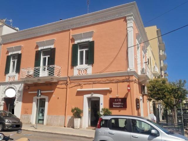 Corso Umberto I 6 vani 165mq