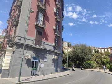 Corso Vittorio Emanuele quadrilocale 100mq