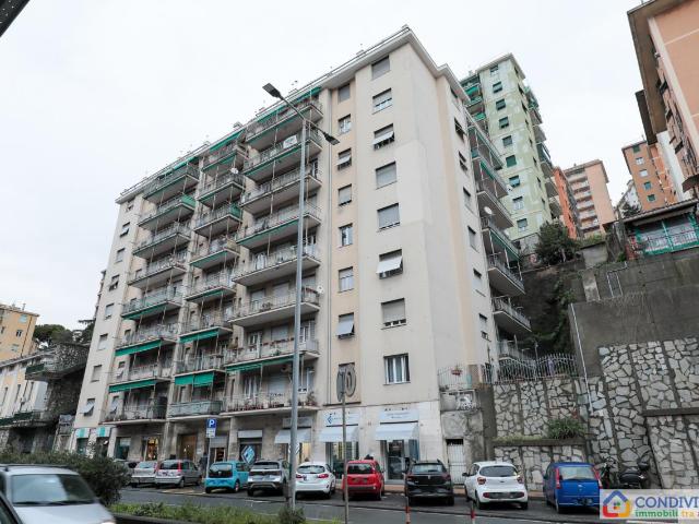 Corso A.de Stefanis 59 quadrilocale 57mq