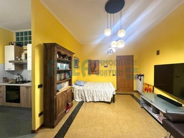 Corso Aurelio Saffi trilocale 65mq