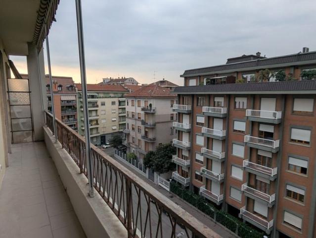Corso Brunelleschi – luminoso appartamento in affitto