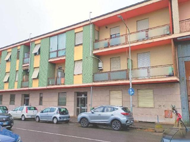 Corso Carlo Marx 83 8 vani 152mq