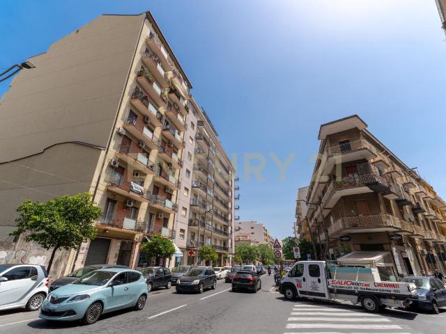 Corso delle Province 124 quadrilocale 126mq