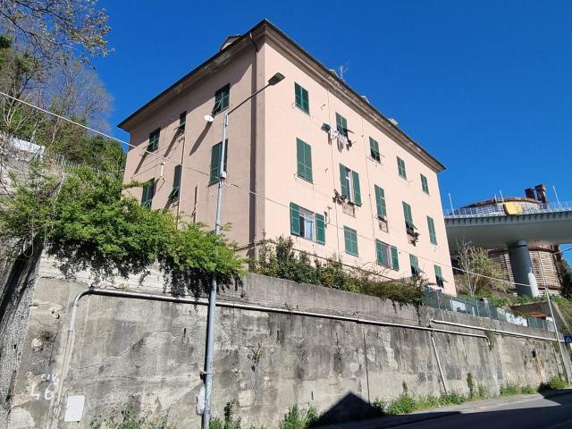 Corso Ferdinando Maria Perrone 46 5 vani 84mq