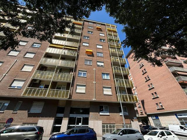 Corso Giambone 63 8 vani 200mq