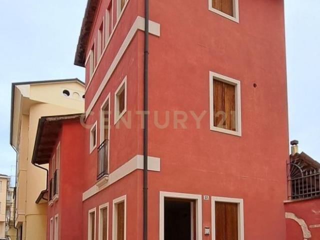 Corso Giuseppe Mazzini 37 7 vani 190mq