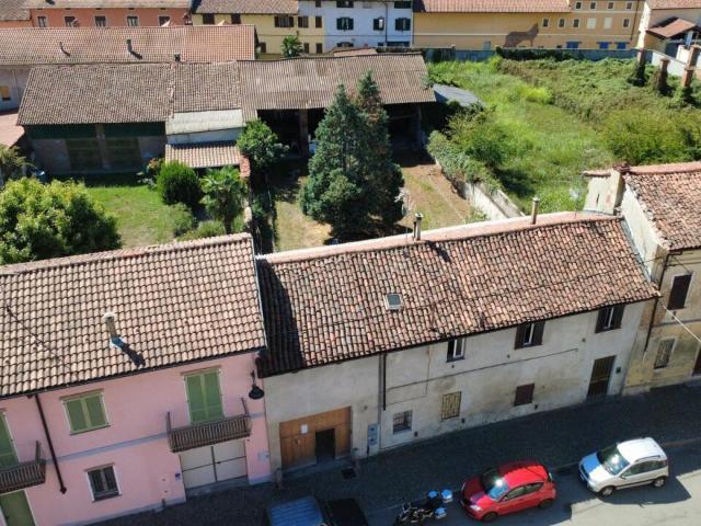 Corso Leone Giordano 60 8 vani 215mq