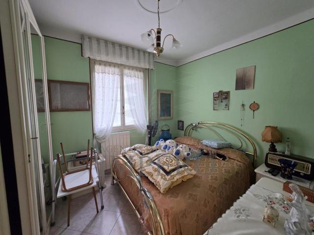 Corso Limone Piemonte 122A 5 vani 70mq