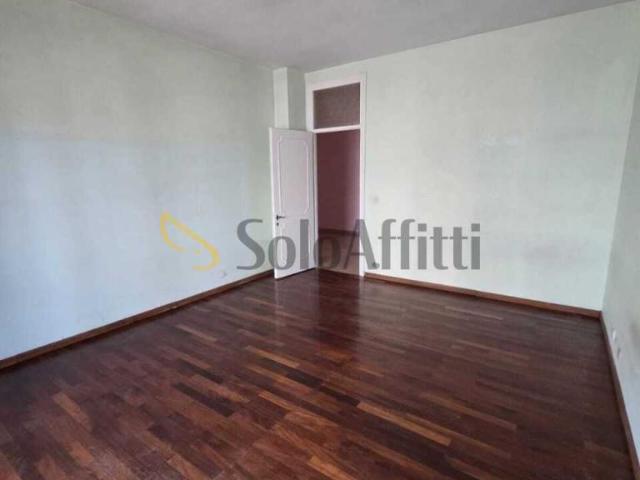 Corso Svizzera trilocale 89mq