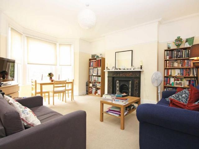 Costa, 144 Shepherds Bush Road, London, W6 7LP, United Kingdom | 2 bed apartment for rent #139069687 | Rentberry