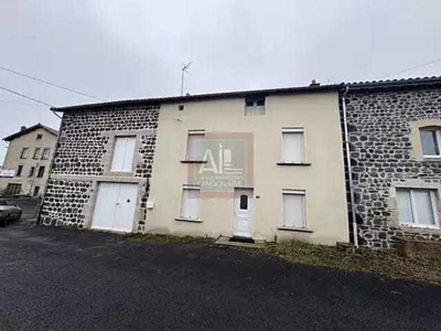 Costaros 43490 Achat / Vente maison 5 pièces t5