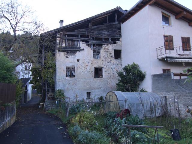 Costasavina un progetto per due famiglie nel comune di Pergi. 95m² Costasavina