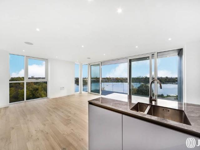 Coster Avenue London N4 2 bed apartment to rent £3,250 pcm £750 pw