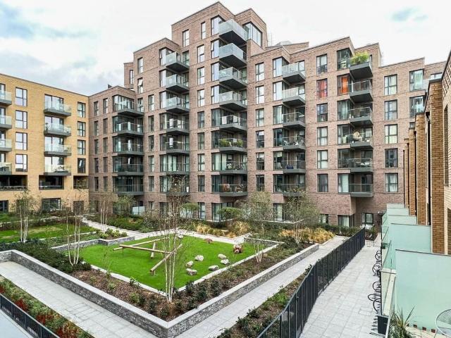 Coster Avenue London N4 2 bed flat to rent £3,500 pcm £808 pw