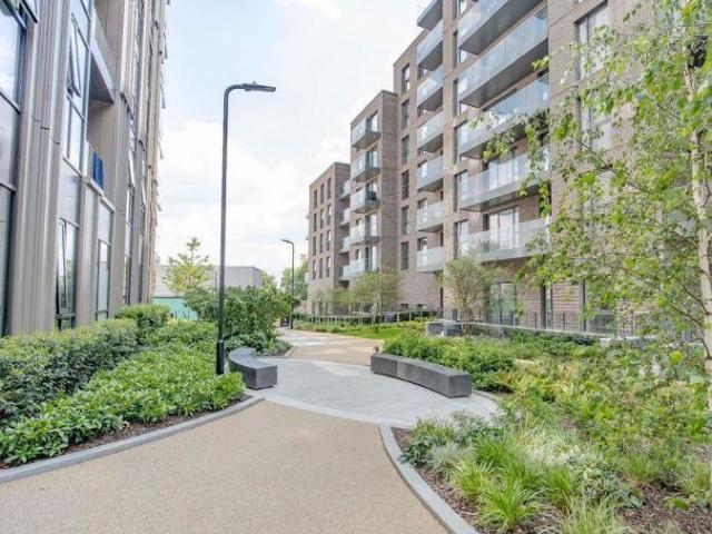 Coster Avenue, London, N4 2ZB 1 bed apartment to rent £2,349 pcm £542 pw