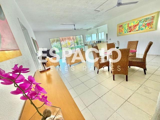COSTERA DE LAS PALMAS, 3 REC, 3 BAÑOS, CON ROOF GARDEN PRIVADO