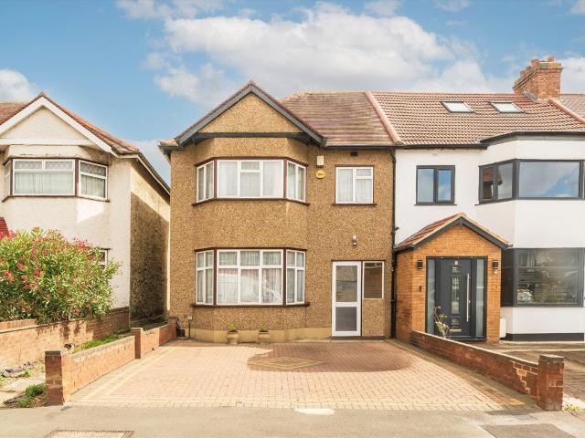 Costons Lane, Greenford UB6, 3 bed property to rent, £2,300 pcm | PrimeLocation