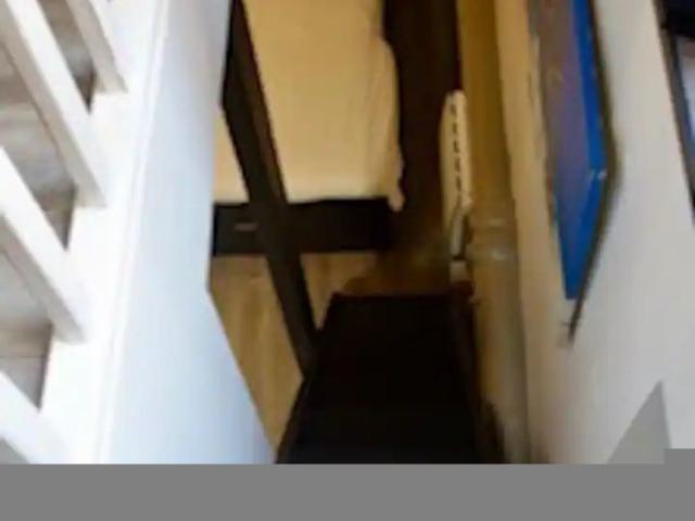 Cosy nest for 4 people, Paris Amsterdam Apartments for Rent