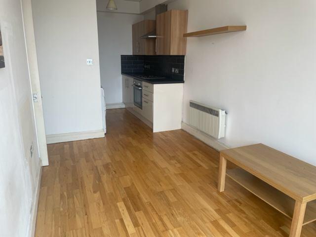Cosy one. bedroom flat Cricklewood Broadway