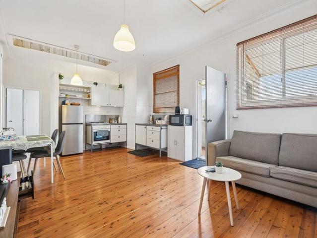 Cosy One Bedroom Unit