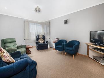 Cosy and Well Maintained Three Bedroom Home