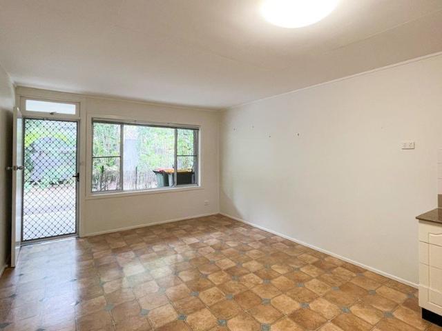 COSY AND CONVENIENT TWO BEDROOM UNIT