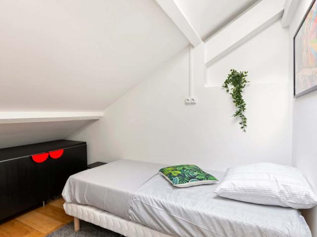 Cosy and luminous room 12m² IV09