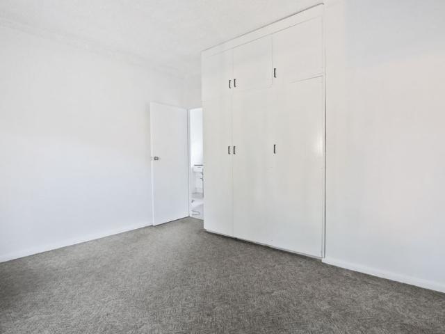 Cosy and Move In Ready Two Bedroom Unit Comfort and Convenience in One!