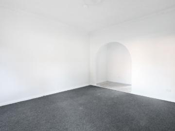 Cosy and Move In Ready Two Bedroom Unit Comfort and Convenience in One!