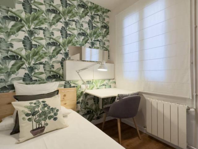 Cosy and nice single bedroom near Provença train station