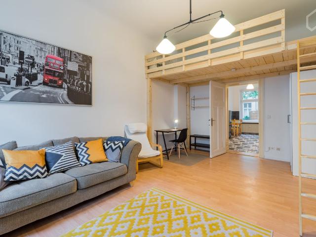 Cosy apartment with garden near lake and Park in central location, 1min to U7, Berlin Amsterdam Apartments for Rent