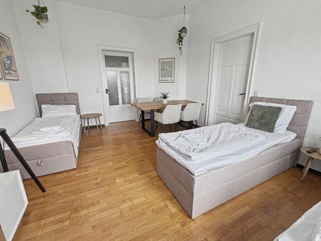 Cosy Apartment direct in city very good connection, Dresden Amsterdam Apartments for Rent